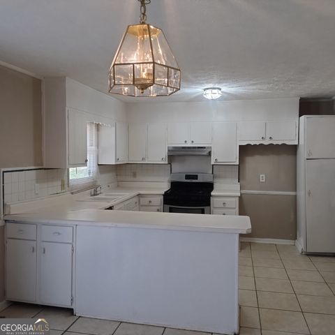 6521 King William Drive, Morrow, GA 30260
