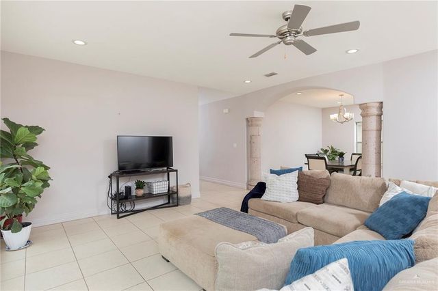 505 E Thornhill Avenue, Mcallen, TX 78503