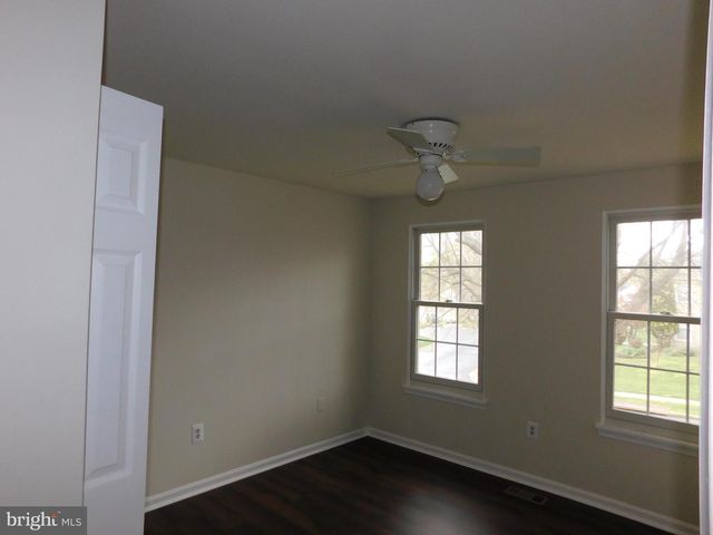 916 POINTER RIDGE DR, Gaithersburg, MD 20878