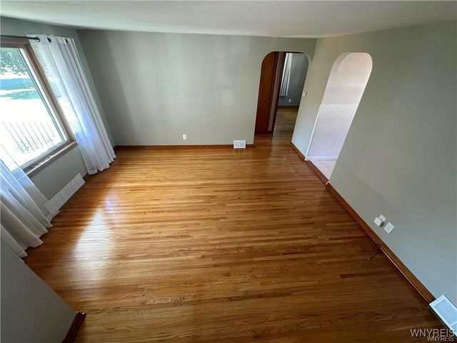 40 Oehman Boulevard, Cheektowaga, NY 14225