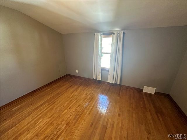 40 Oehman Boulevard, Cheektowaga, NY 14225