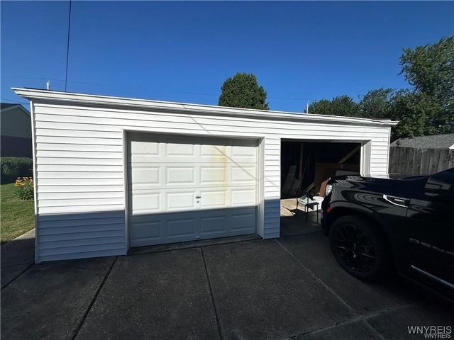 40 Oehman Boulevard, Cheektowaga, NY 14225