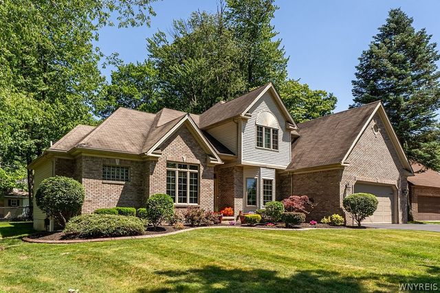 93 Brandywine Drive, Amherst, NY 14221