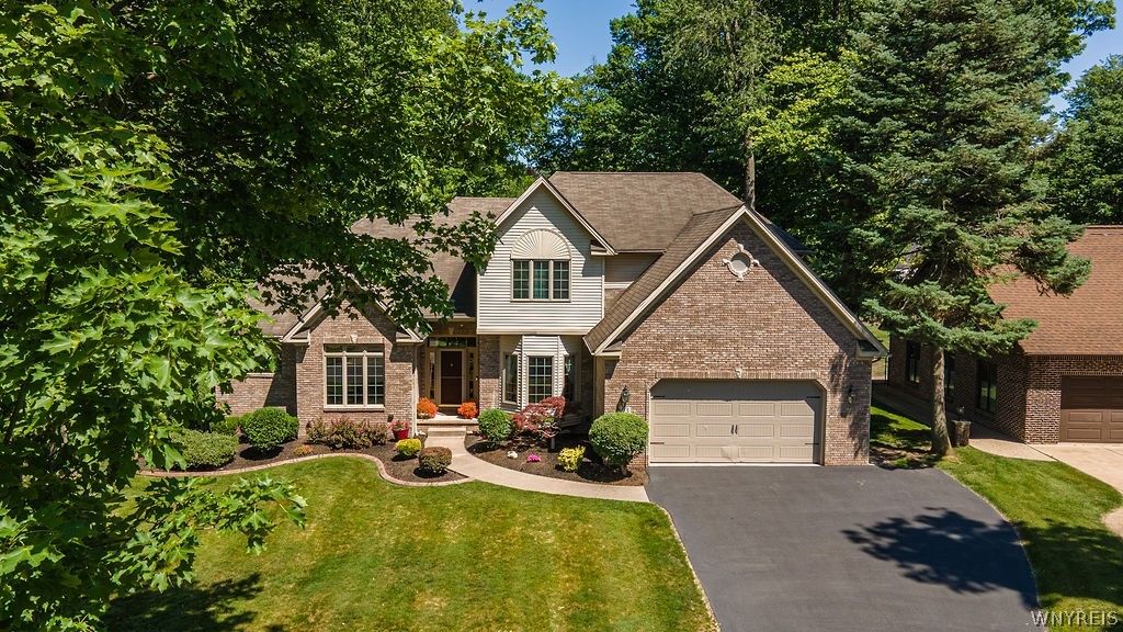 93 Brandywine Drive, Amherst, NY 14221