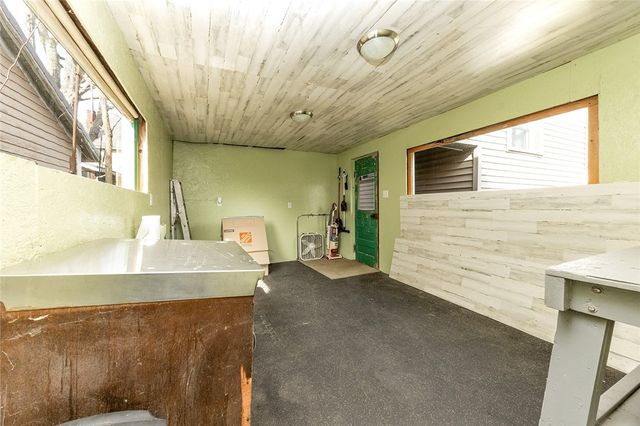 409 Summit St, Grove City Boro, PA 16127