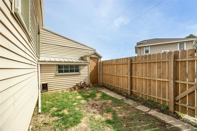 409 Summit St, Grove City Boro, PA 16127