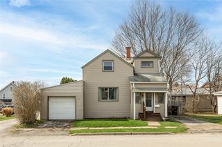 409 Summit St, Grove City Boro, PA 16127