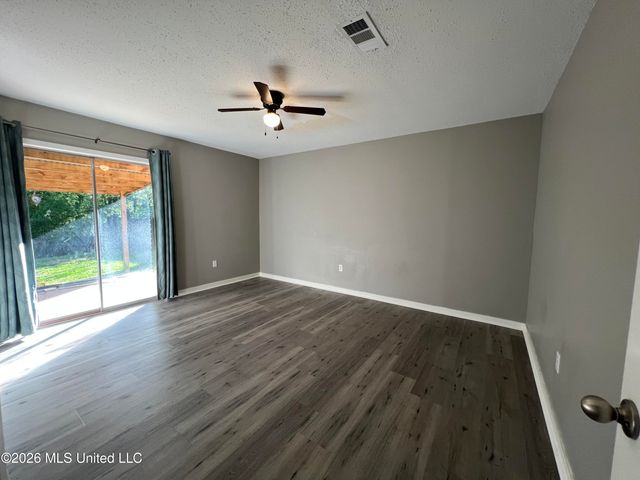 747 Clearmont Drive, Pearl, MS 39208