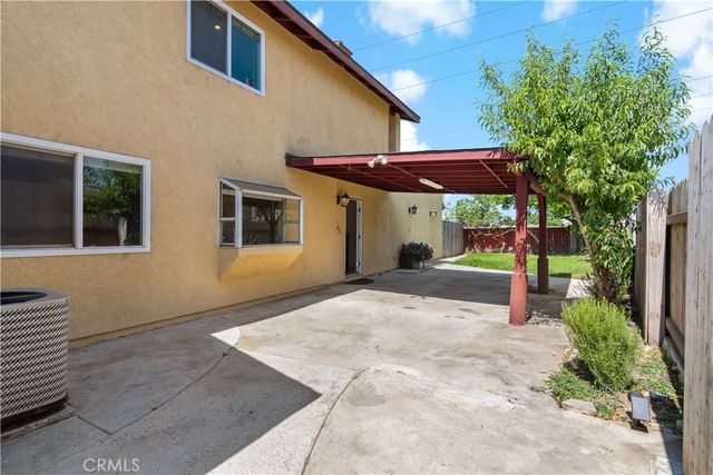 2858 Laureltree Drive, Ontario, CA 91761