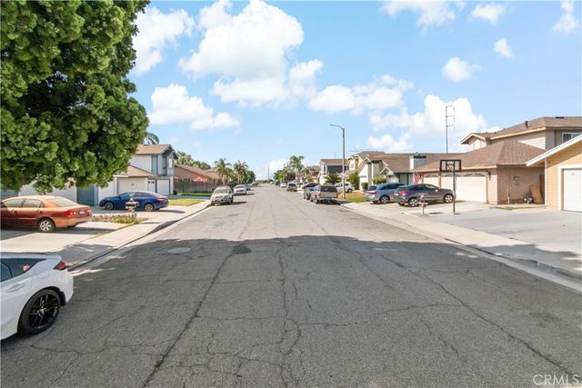 2858 Laureltree Drive, Ontario, CA 91761
