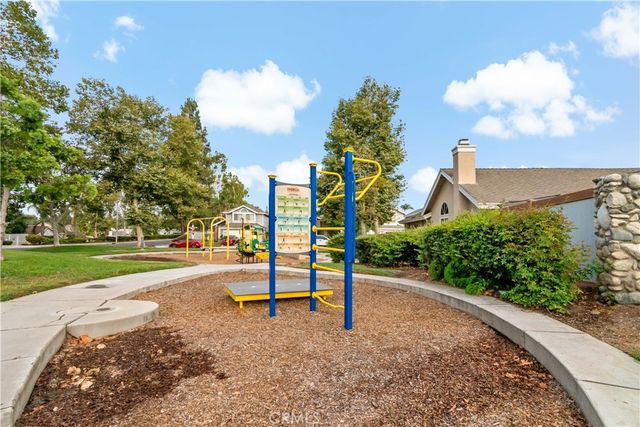 2858 Laureltree Drive, Ontario, CA 91761