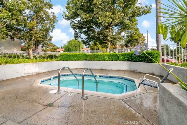 2858 Laureltree Drive, Ontario, CA 91761