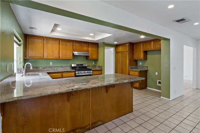 2858 Laureltree Drive, Ontario, CA 91761