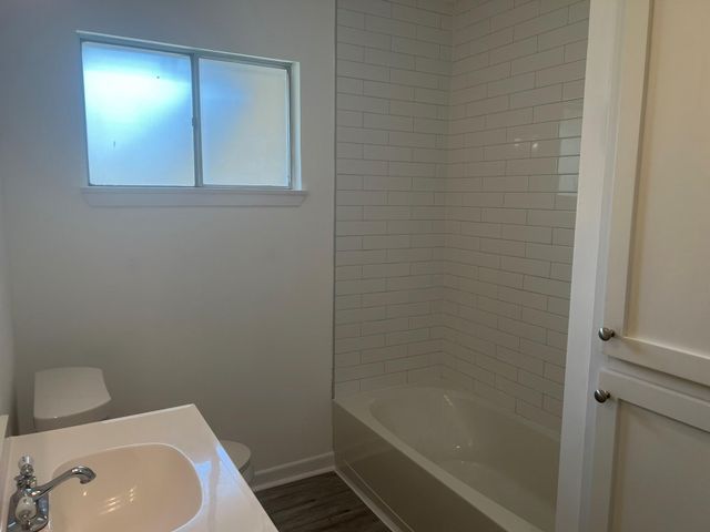 9007 Dunlap Street, Houston, TX 77074