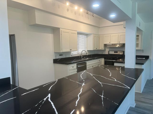 9007 Dunlap Street, Houston, TX 77074