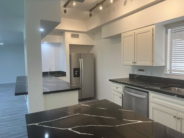 9007 Dunlap Street, Houston, TX 77074