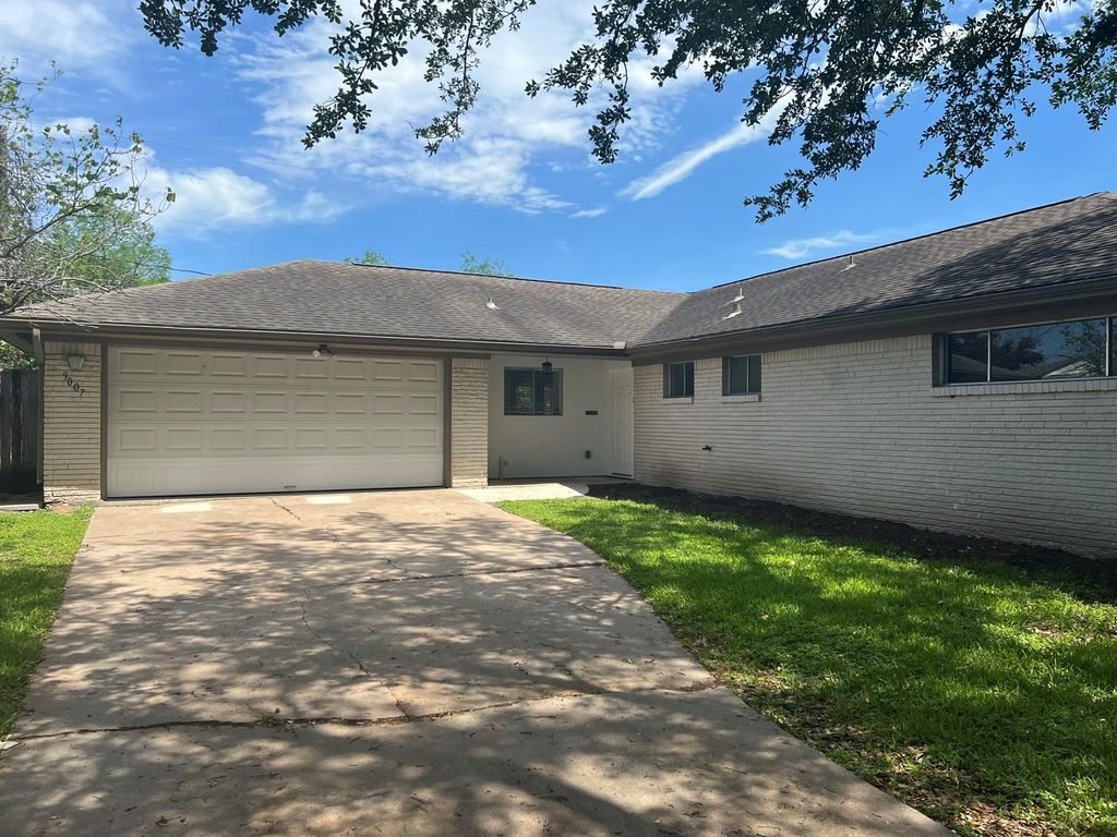 9007 Dunlap Street, Houston, TX 77074