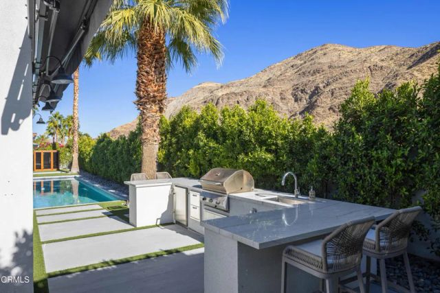 3076 Arroyo Seco, Palm Springs, CA 92264