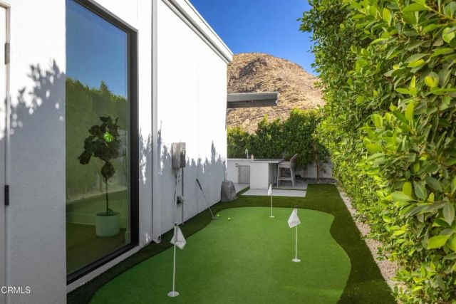 3076 Arroyo Seco, Palm Springs, CA 92264