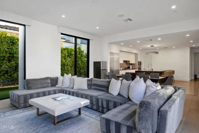 3076 Arroyo Seco, Palm Springs, CA 92264