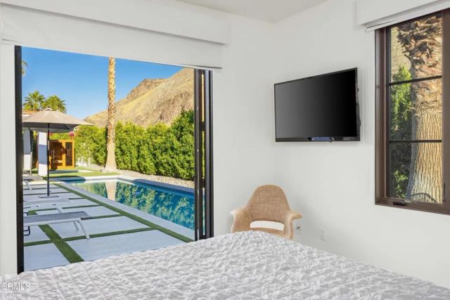 3076 Arroyo Seco, Palm Springs, CA 92264