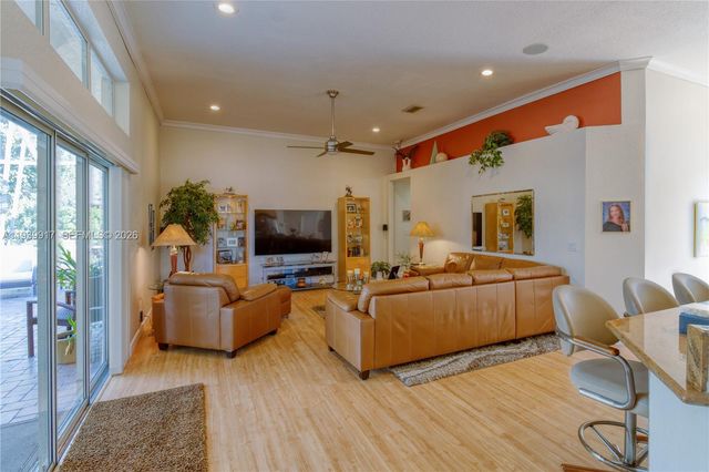 2531 NW 106th Ave, Coral Springs, FL 33065