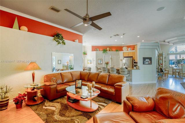 2531 NW 106th Ave, Coral Springs, FL 33065