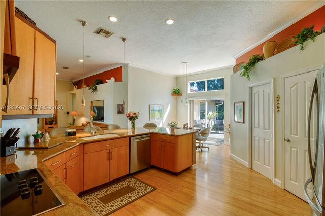 2531 NW 106th Ave, Coral Springs, FL 33065