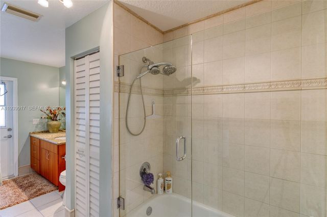 2531 NW 106th Ave, Coral Springs, FL 33065