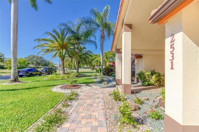 2531 NW 106th Ave, Coral Springs, FL 33065