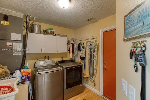 2531 NW 106th Ave, Coral Springs, FL 33065