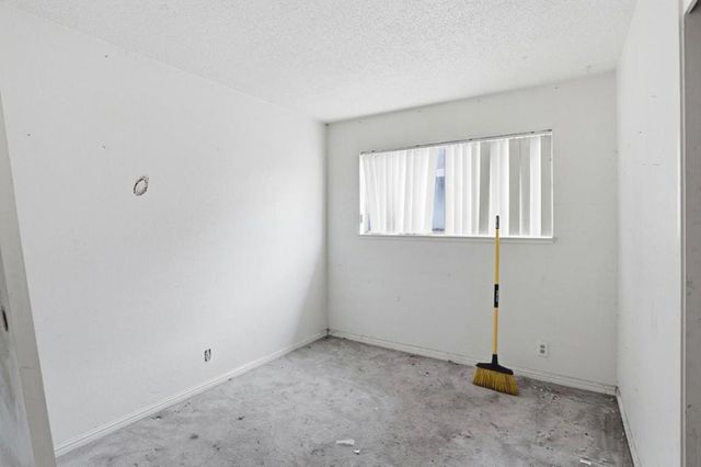 300 N Park Victoria Drive, Milpitas, CA 95035