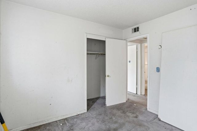 300 N Park Victoria Drive, Milpitas, CA 95035