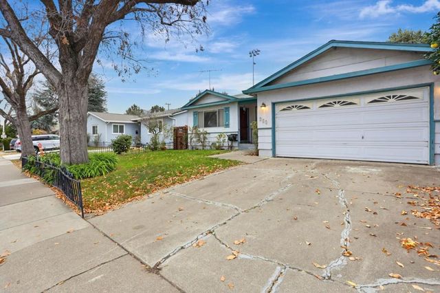 300 N Park Victoria Drive, Milpitas, CA 95035