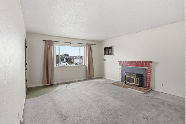 300 N Park Victoria Drive, Milpitas, CA 95035