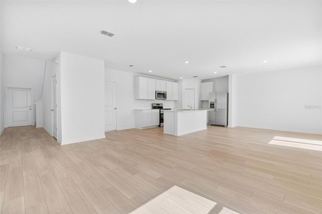 6424 DOMIZIO DRIVE, Winter Haven, FL 33884