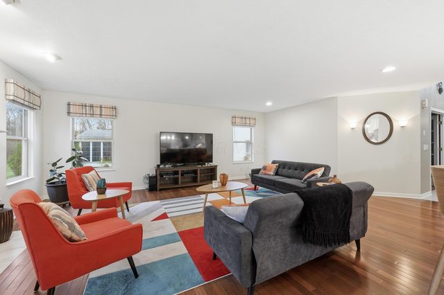 2614 Jefferson Estates Court, Blacklick, OH 43004