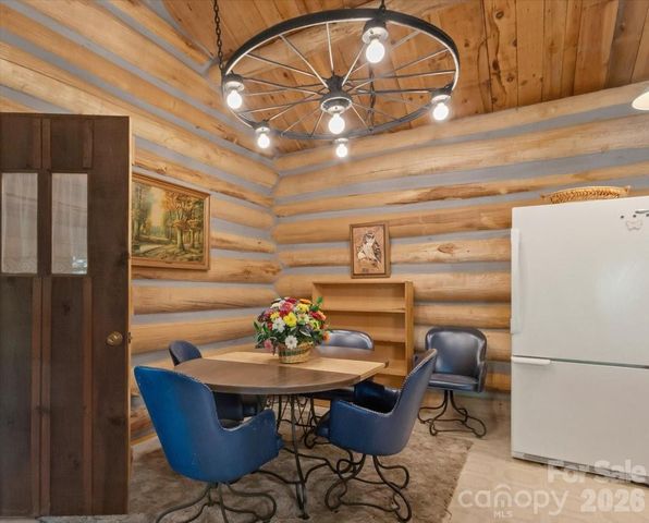 230 Chatter Box Lane, Green Mountain, NC 28740