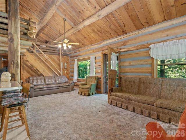 230 Chatter Box Lane, Green Mountain, NC 28740