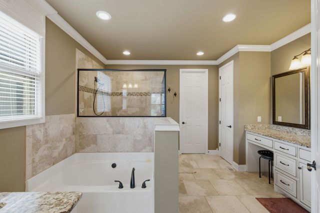 2000 Callaway Park Pl, Thompsons Station, TN 37179