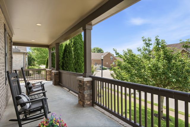 2000 Callaway Park Pl, Thompsons Station, TN 37179