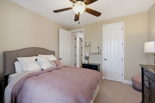 2000 Callaway Park Pl, Thompsons Station, TN 37179