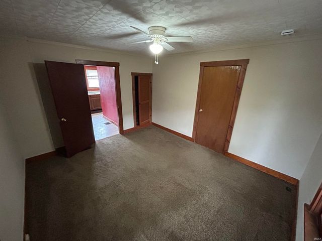 1806 College Avenue, Vincennes, IN 47591