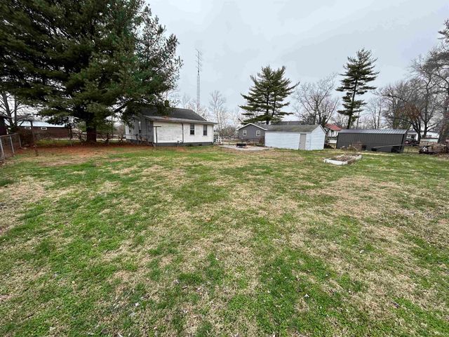 1806 College Avenue, Vincennes, IN 47591