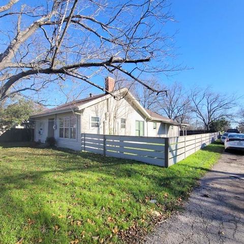 1319 W 13th Avenue, Corsicana, TX 75110