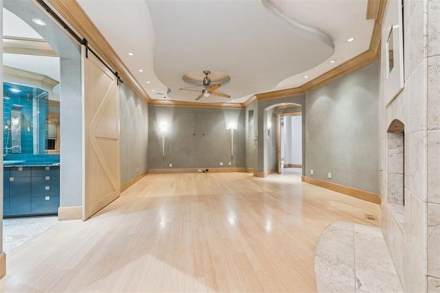 1916 Mulholland Drive, Edmond, OK 73012