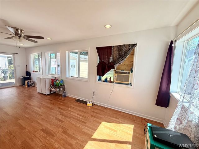 537 77th Street, Niagara Falls, NY 14304