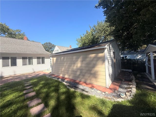 537 77th Street, Niagara Falls, NY 14304