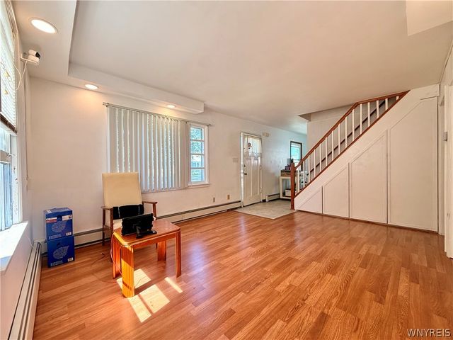 537 77th Street, Niagara Falls, NY 14304