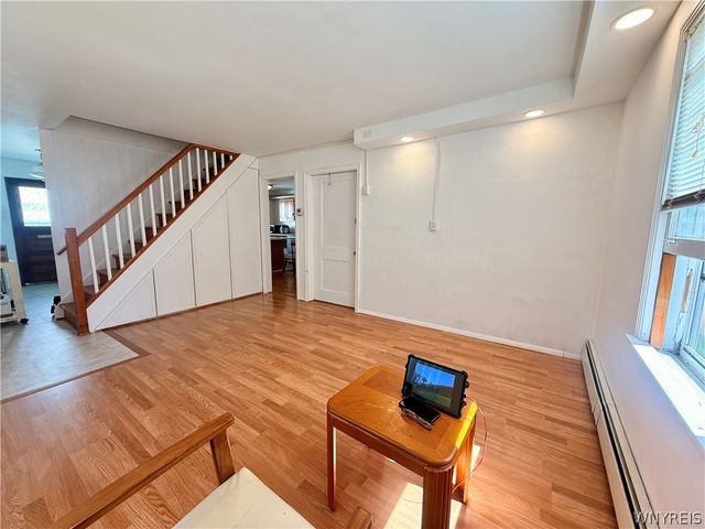 537 77th Street, Niagara Falls, NY 14304